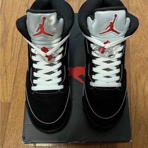 Jordan 5 Retro OG Black Metallic Reimagined